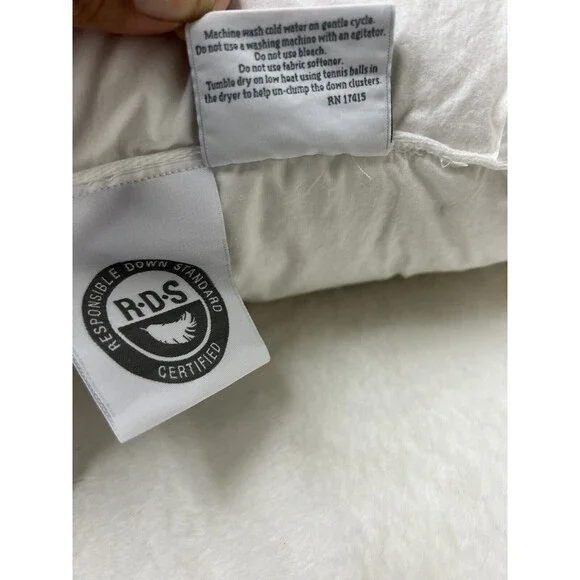 Sferra Down Cardigan (1) Standard Down Pillow Soft Density - Picture 10 of 11